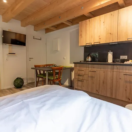 Rursee Schilsbachtal - Naturnahe Auszeit Am Rursee - Eifel-ferienwohnungen Der Besonderen Art * Зиммерат